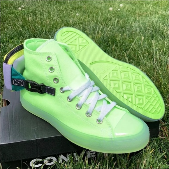 Converse CTAS HI Buckle Up Shoes in Neon Ghost Green New With Box Mens - Picture 9 of 12